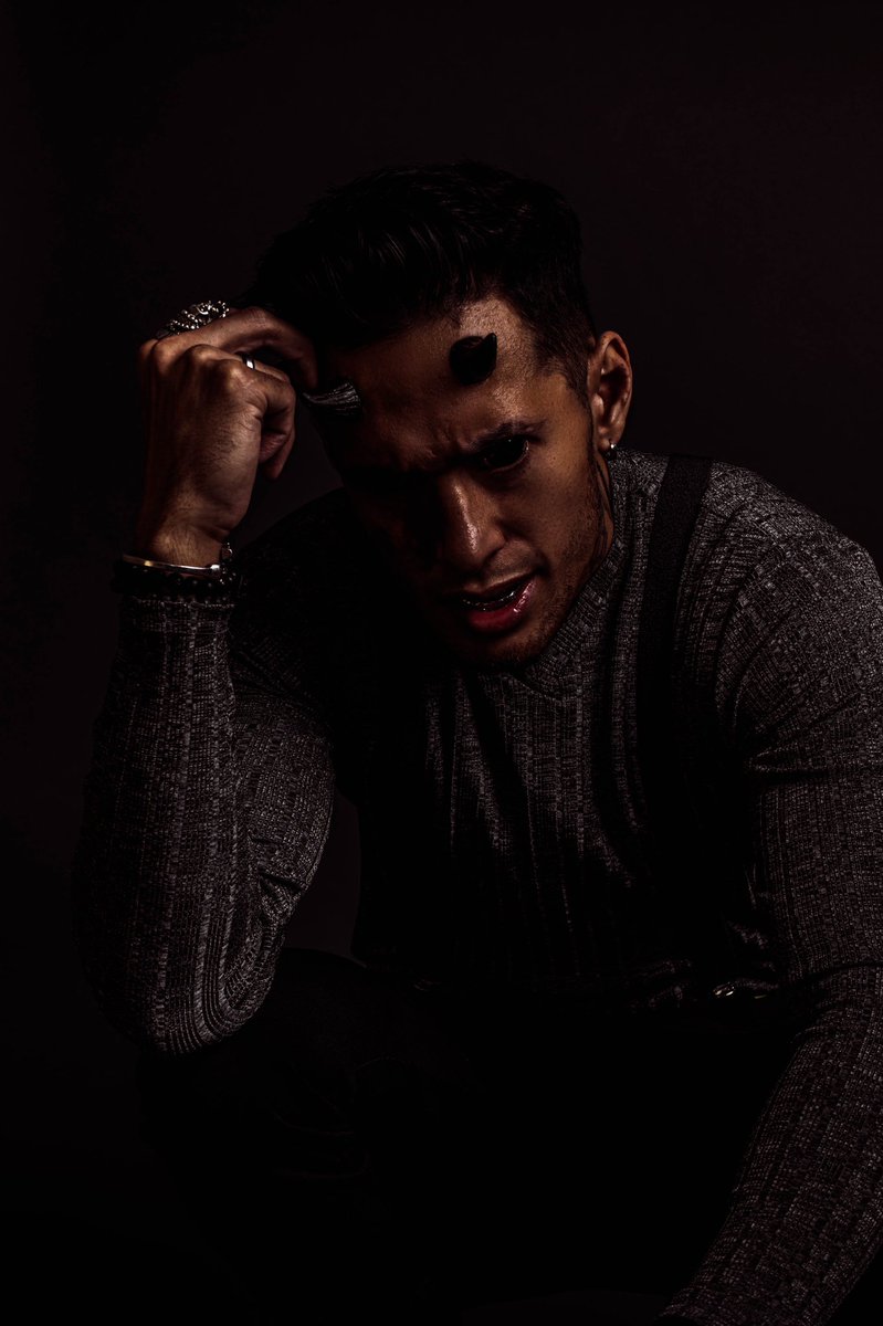 capturedbyankit's tweet photo. Dark but moody shoots with Marked 1 👌🏻👌🏻 https://t.co/4HGgbTuWsJ