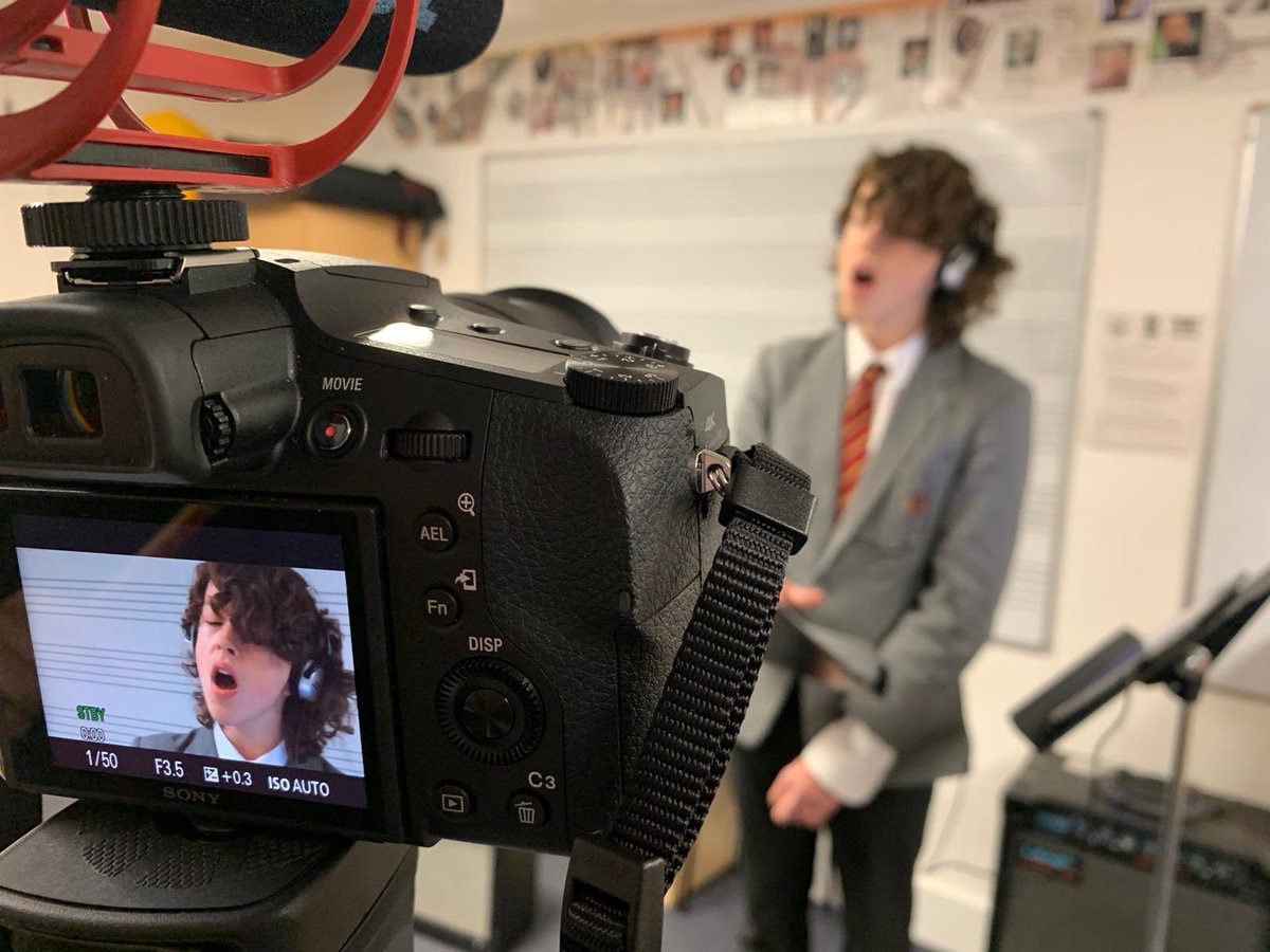 Radnor_PerfArts's tweet image. The Performing Arts department is busy recording, mixing and editing items for the online Christmas Showcase, we can’t wait to share it with you!