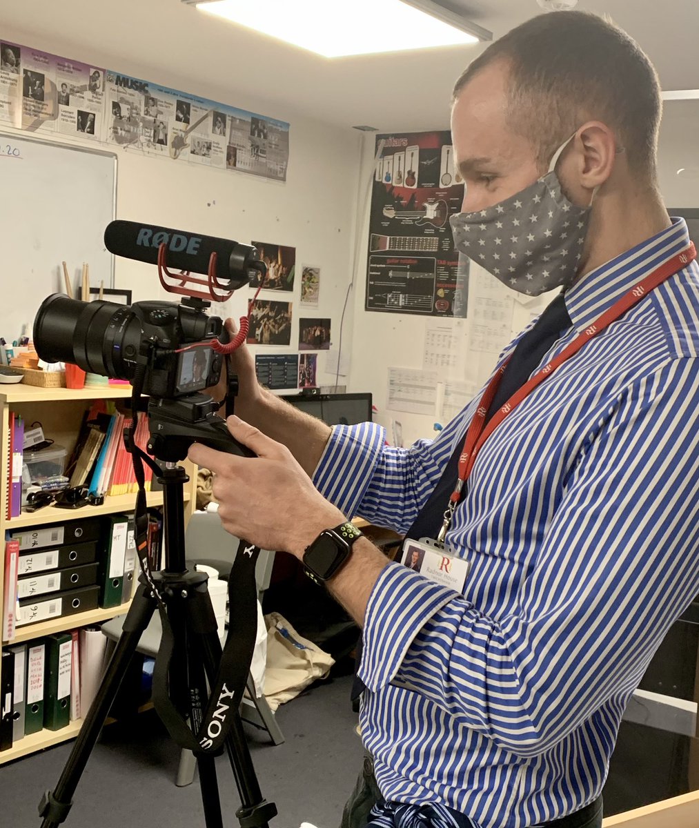 Radnor_PerfArts's tweet image. The Performing Arts department is busy recording, mixing and editing items for the online Christmas Showcase, we can’t wait to share it with you!