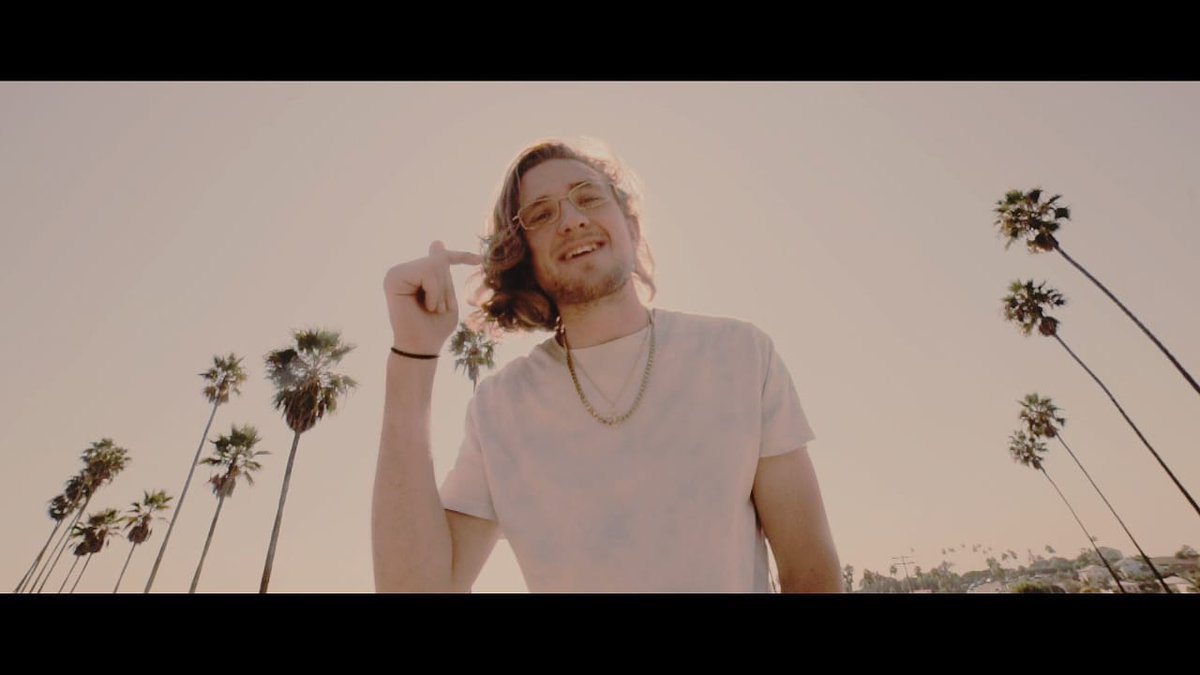 seancroftoncnc's tweet photo. Another BTS shot of the Violet music video!🌴
Coming soon!!🌊🌊🌊
Shot by 📽 Carinoe
.
.
.
.
.
.
.
.
.
.
.
#rapper #rap #hiphop #music #artist #rapmusic #unsignedartist #trapmusic #follow #art #hiphopculture #rapartist #explore #undergroundhiphop #seanwaters #sandiego #ovrflw https://t.co/wnMlyt8Wwj