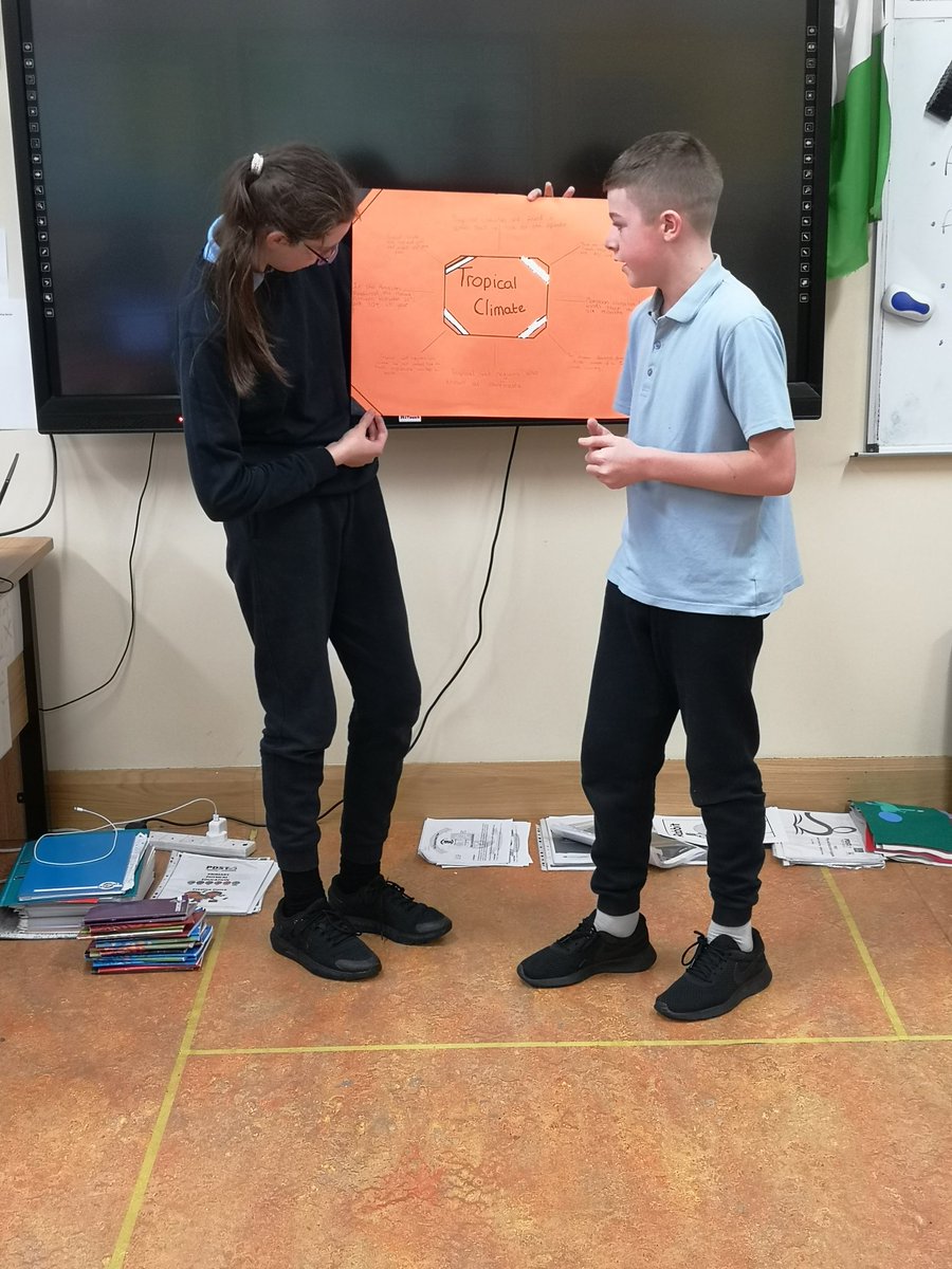 MrToher's tweet image. We continued working on researching different types of climates today. We worked in small groups using our school laptops. @PDST_TechinEd  @PDSTGeography  #climate #comparingandcontrasting