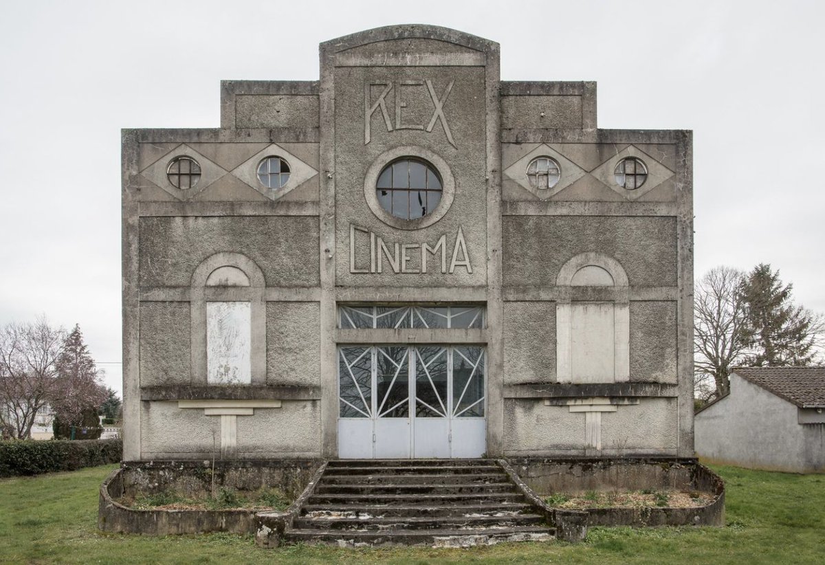 A cinema in Guérigny