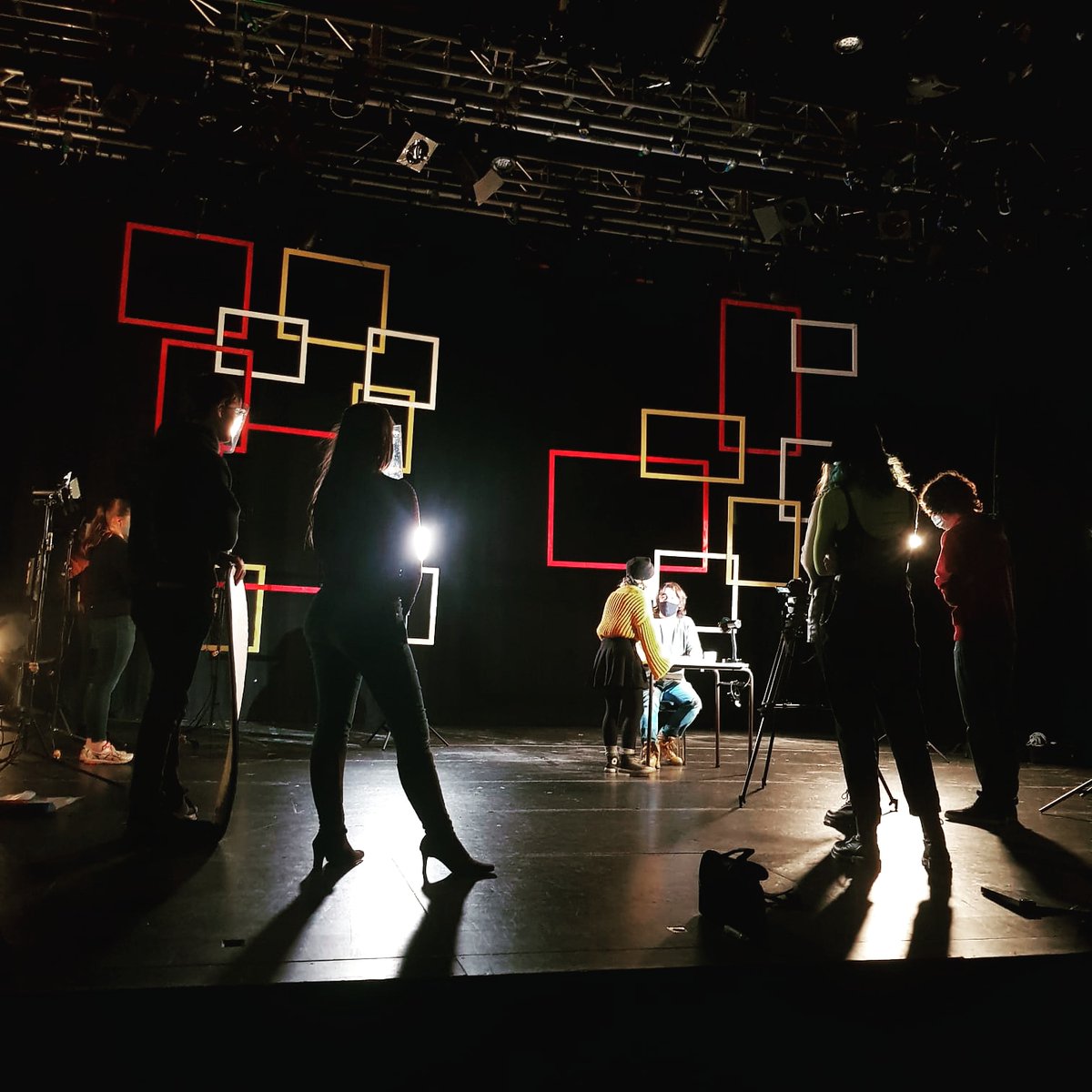 creativetechlit's tweet photo. Lighting workshop with #FilmLit students by @MuirdeBarra @creativetechlit @LimerickIT https://t.co/DZHZwNIOKt