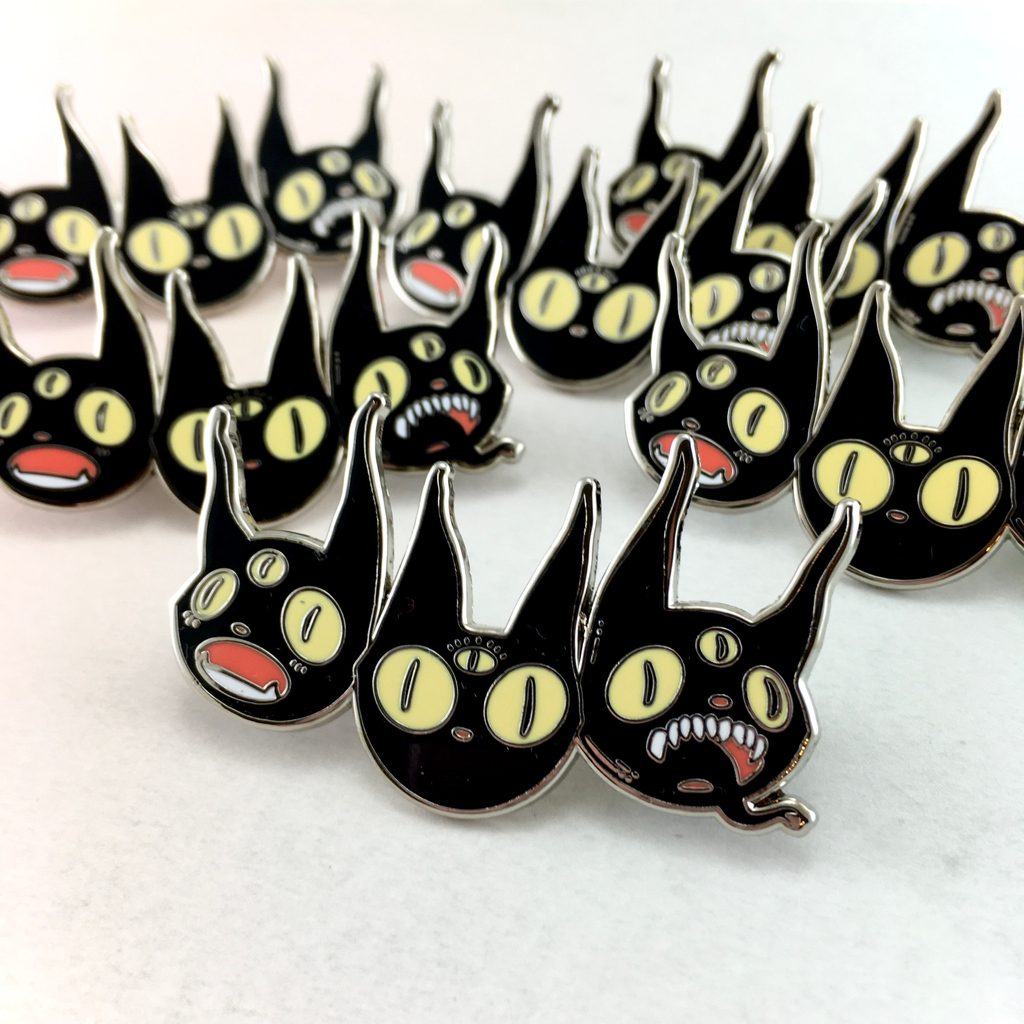 cellsdividing's tweet photo. Three wise black cats. The enamel pin for this has been restocked! 🔗 in BI0 😸
.
#enamelpins #pinmaker #pinobsessed #kawaiipins #pincollector #battlejacket #lapelpin #aesthetic https://t.co/dHU8rhqi4z