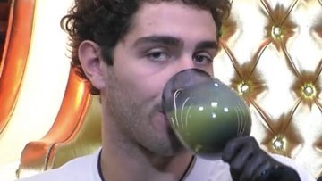 influrenza's tweet photo. "Proprio perché è un gioco la contessa dovrà andare in nomination" Stefania🐍
#GFVIP https://t.co/8dr32HYy6G