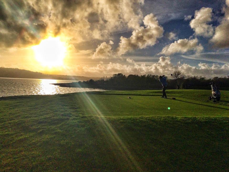 CorkGolfClub's tweet photo. A November tee shot on the 11th. https://t.co/xfj0xK2Qid