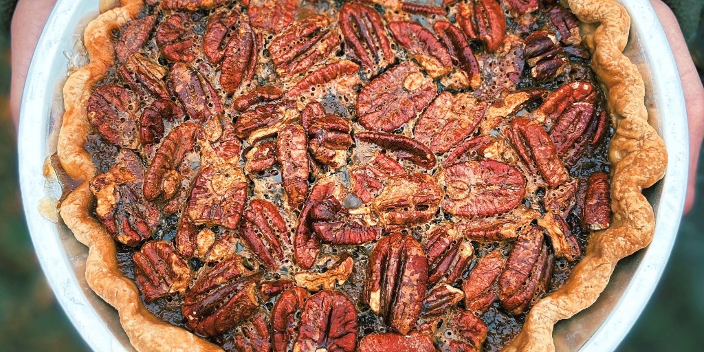 Now taking Thanksgiving orders online! Pre-order pies, bread, rolls and more for the holiday (through Sat. pm): holiday.grandcentralbakery.com