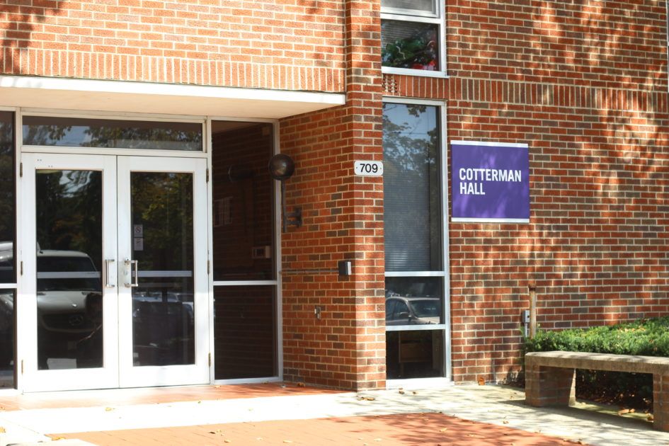 TheChimesNews's tweet photo. Resident Assistants: The hidden essential workers

Capital’s RAs have had to take on new responsibilities, learn new rules, and deal with the ongoing COVID-19 changes.

Read more: https://t.co/XerefomS02
#capfam #capfamconnected https://t.co/qUFZFHgX5x