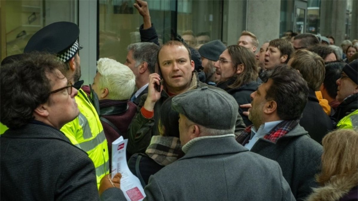 эмма томпсон years & years. Years and years tv show. годы сериал постер. годы и годы сериал 2019. Years and years сериал.