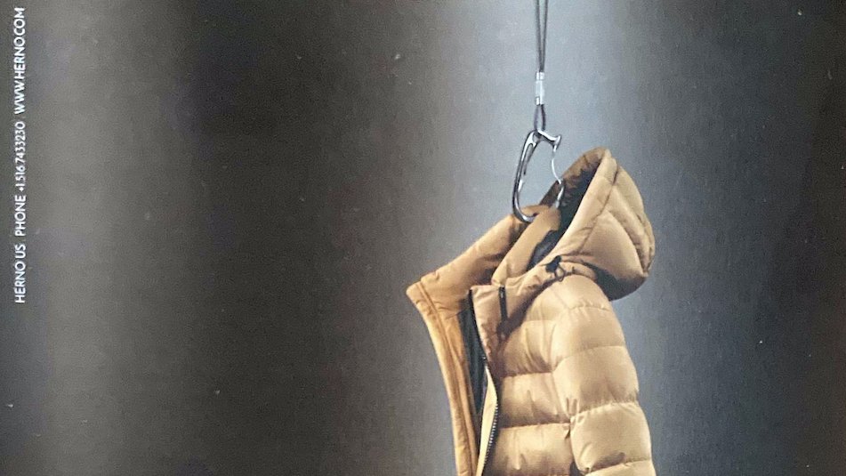 math4peace's tweet image. Advertisement for Lynching? dailykos.com/story/2020/11/… I wrote a short piece protesting the evident lynching imagery in this advertisement from Sunday's NYT T Magazine. #BlackLivesMatter To protest, call 516-743-3230.