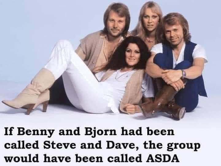 JanuaryRees's tweet image. 