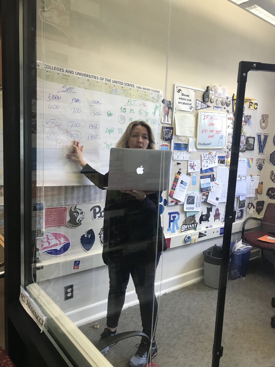 admitforyou's tweet photo. Ms. Nicolucci teaching juniors how to Superscore testing in virtual Seminar today. #innovative #oldschool https://t.co/j017qeX5jy
