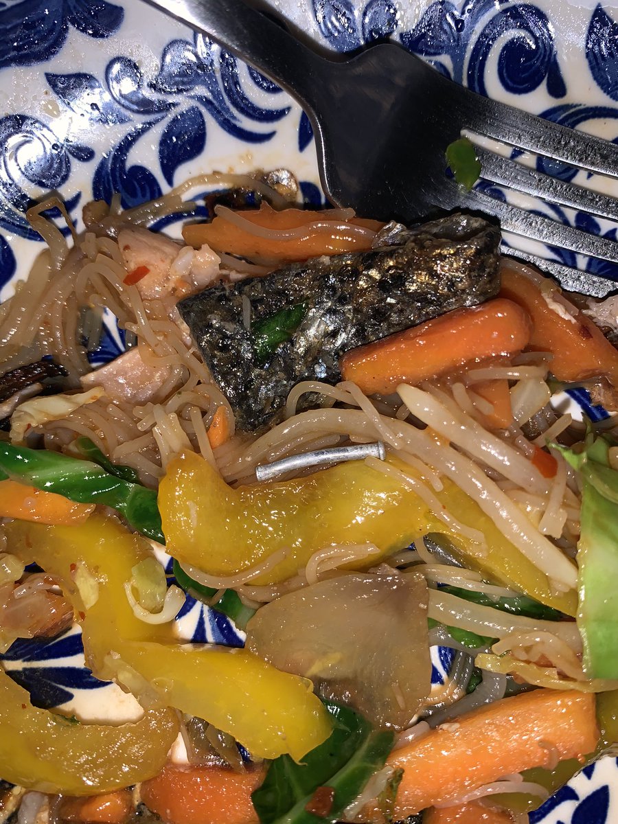 maddiepeatfield's tweet photo. Was enjoying a salmon stir-fry from @AldiUK only to find a metal nail in it... not sure if it came from the catching of the fish or from the factory line. All I know is it should NOT have passed the so-called “quality” checks and onto my dinner plate! Luckily I didn’t eat it! https://t.co/zqdL2raxPG