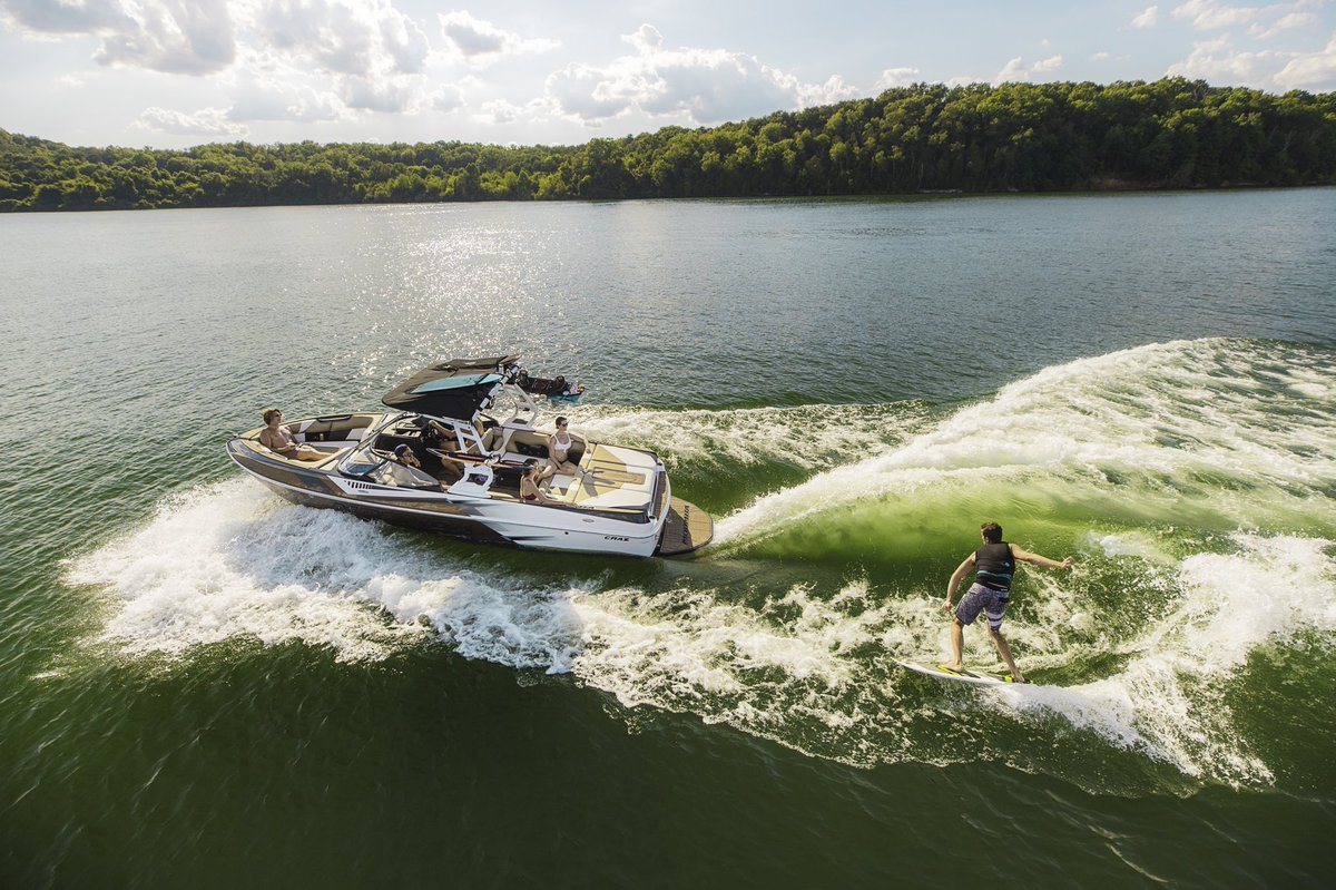 Moomba Monday with the 2021 Craz 😎 #moombaboats #moombacraz #noworries #realfun