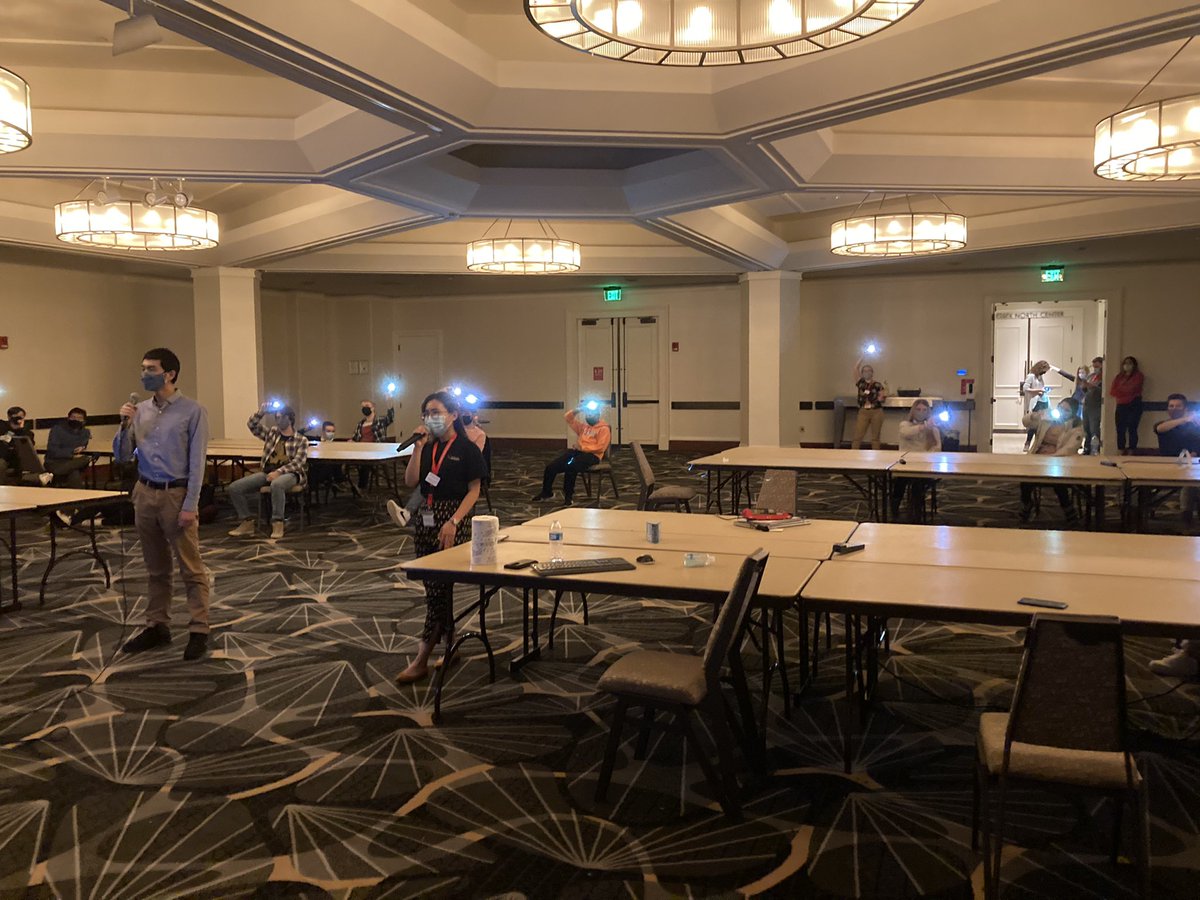 TheNUinProgram's tweet image. Wellness Week is a wrap! Our N.U.in Boston students spruced up their self-care routines with meditation, dance, hiking, and more in the spirit of getting #well. What’s YOUR wellness routine? 🤔 #NUin2020