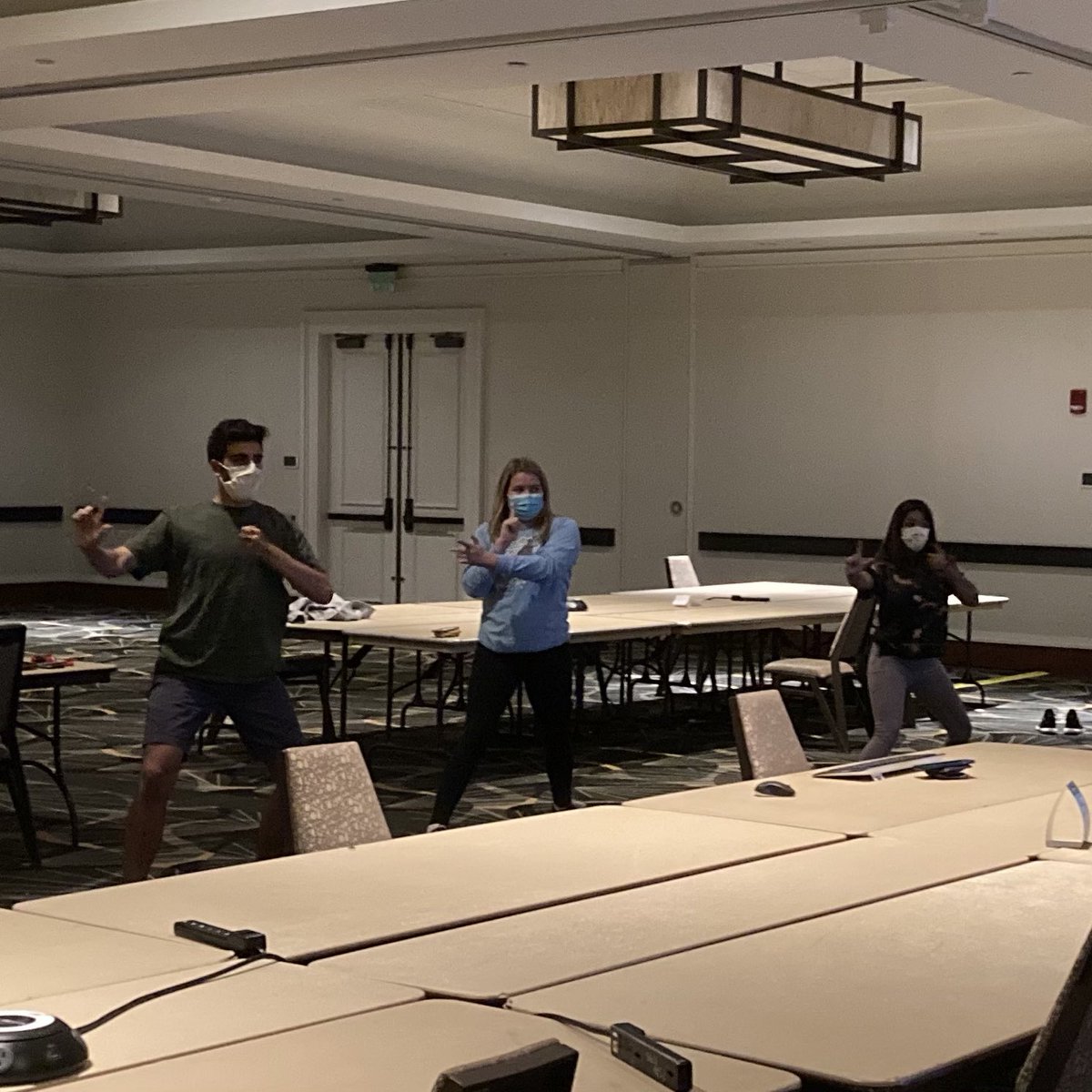 TheNUinProgram's tweet image. Wellness Week is a wrap! Our N.U.in Boston students spruced up their self-care routines with meditation, dance, hiking, and more in the spirit of getting #well. What’s YOUR wellness routine? 🤔 #NUin2020