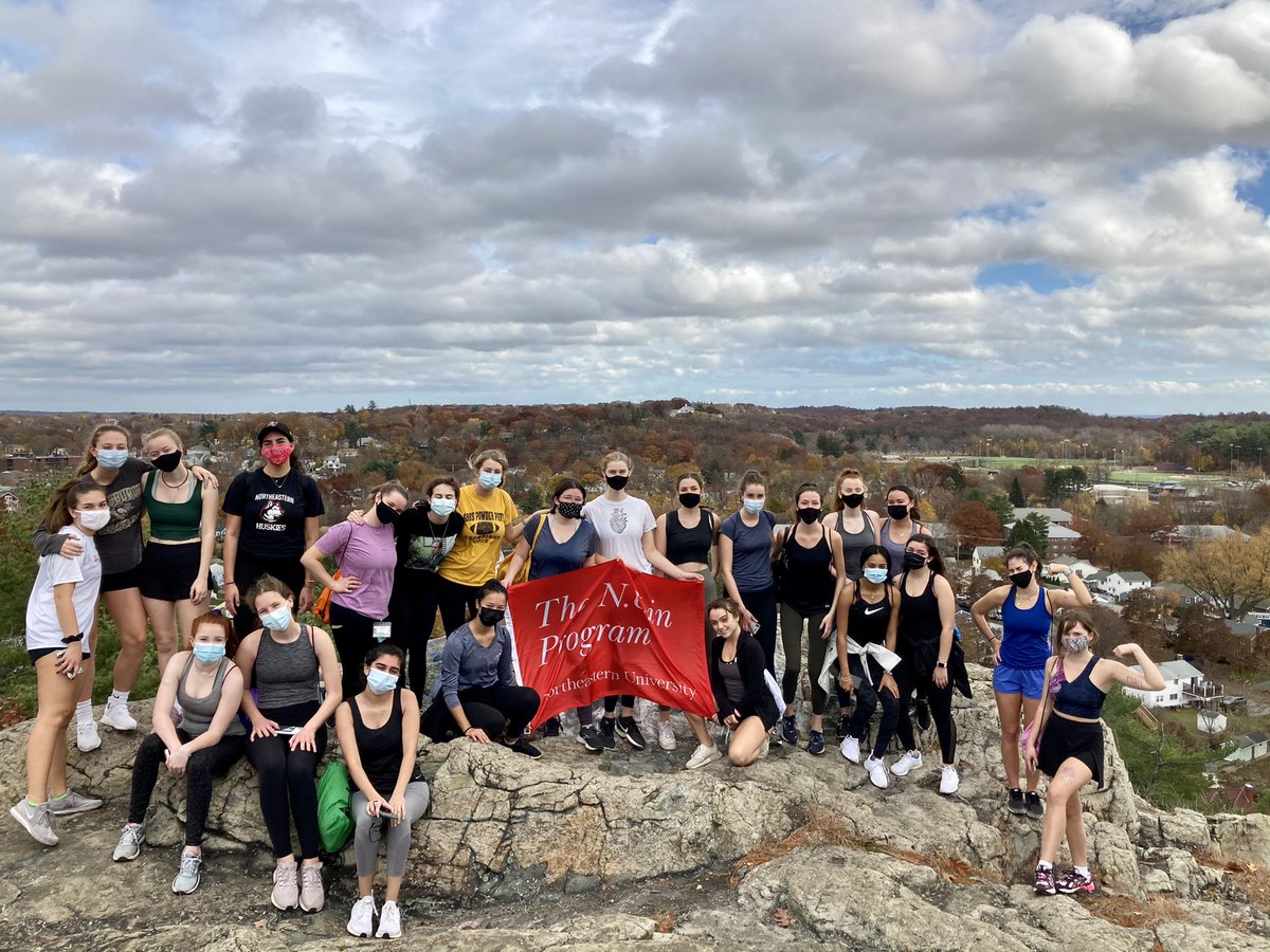 TheNUinProgram's tweet image. Wellness Week is a wrap! Our N.U.in Boston students spruced up their self-care routines with meditation, dance, hiking, and more in the spirit of getting #well. What’s YOUR wellness routine? 🤔 #NUin2020