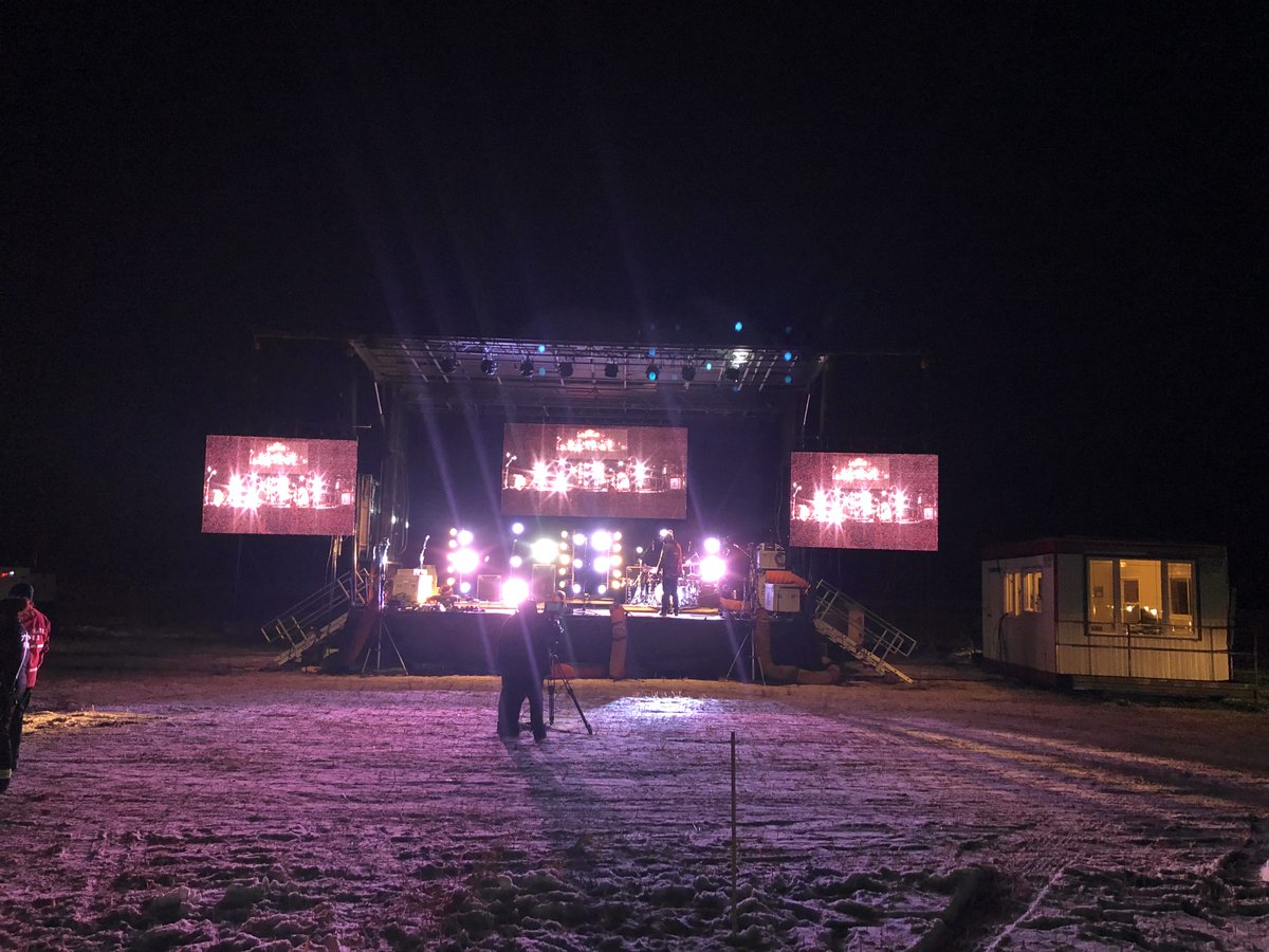 From Nov 7th: A drive in Concert "Headlights &amp; Tailgates" in Teepee Creek, AB with the great Canadian Country Artists GEORGE CANYON &amp; AARON PRITCHETT.  
#driveinconcerts #video #staging #audio  #lighting #teepeecreek #livemusic