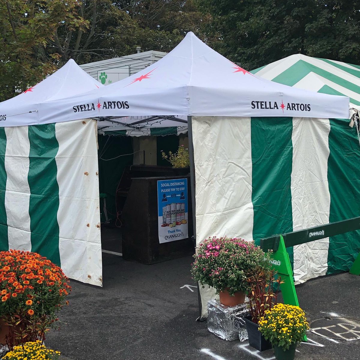 CavanaughsPub's tweet image. TENT NEWS!!!! New times, weather permitting. Please follow on Facebook, Twitter &amp;amp; Instagram for daily tent updates. #underthetent #cavs #bluepointave #bbpcommunity #bayportbluepoint #BBPSTRONG #CAVANAUGHSBP