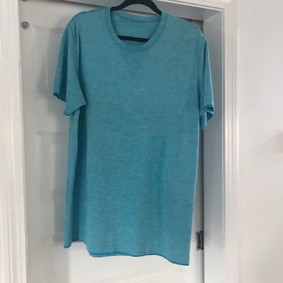 ezthingz's tweet photo. So good I had to share! Check out all the items I'm loving on @Poshmarkapp from @becks827 #poshmark #fashion #style #shopmycloset #lululemonathletica #callaway: https://t.co/SkASkAzuIm https://t.co/UiGO0w9EOE