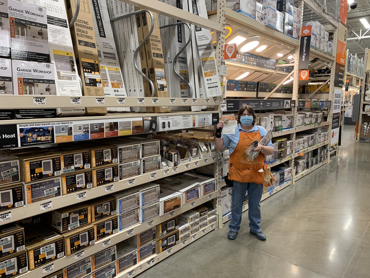 Tammy gets some well deserved recognition for her fantastic Packdown! Great Job!!