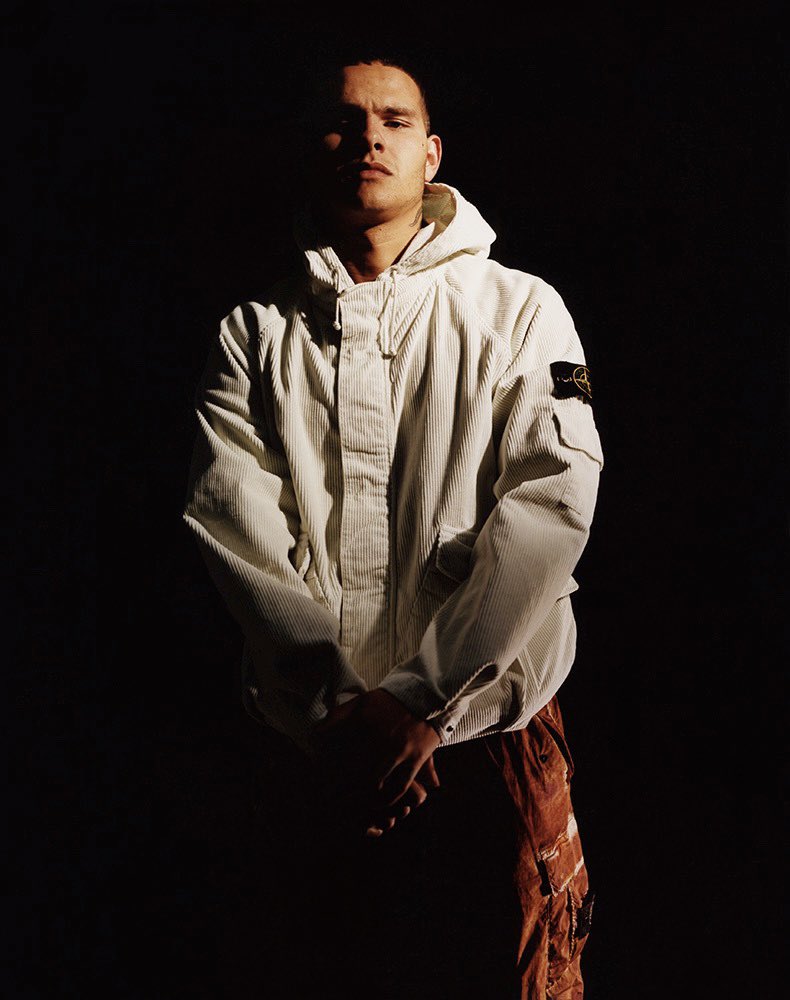 slowthai's tweet photo. supreme / stone island https://t.co/9BWIX7CFv8