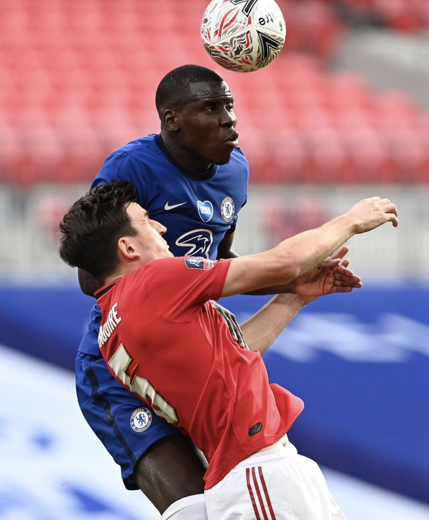 CFC_1905_310's tweet photo. クルト・ズマは今シーズン現時点で空中戦勝率"96.3%"という異常な数値を叩き出しており、欧州5大リーグの中でもトップ。10月時点では勝率"100%"も記録していた。そして彼は"競り合い"がどこのリーグよりも激しいプレミアリーグに所属している。この記録は本当に異常だ。 https://t.co/dXXzLVA7C7