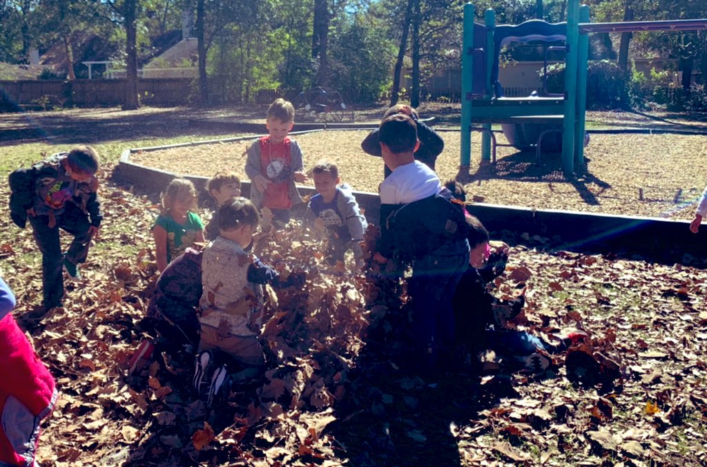 MrsPierceKinder's tweet photo. This week we are focusing on gratitude, and today I am grateful for my sweet students! Our day started with building (and playing in) a giant leaf pile together, and ended with a student-led game of duck, duck, goose. #HumbleISDjoy @HumbleISD_DWE https://t.co/JkDFkNUZfh