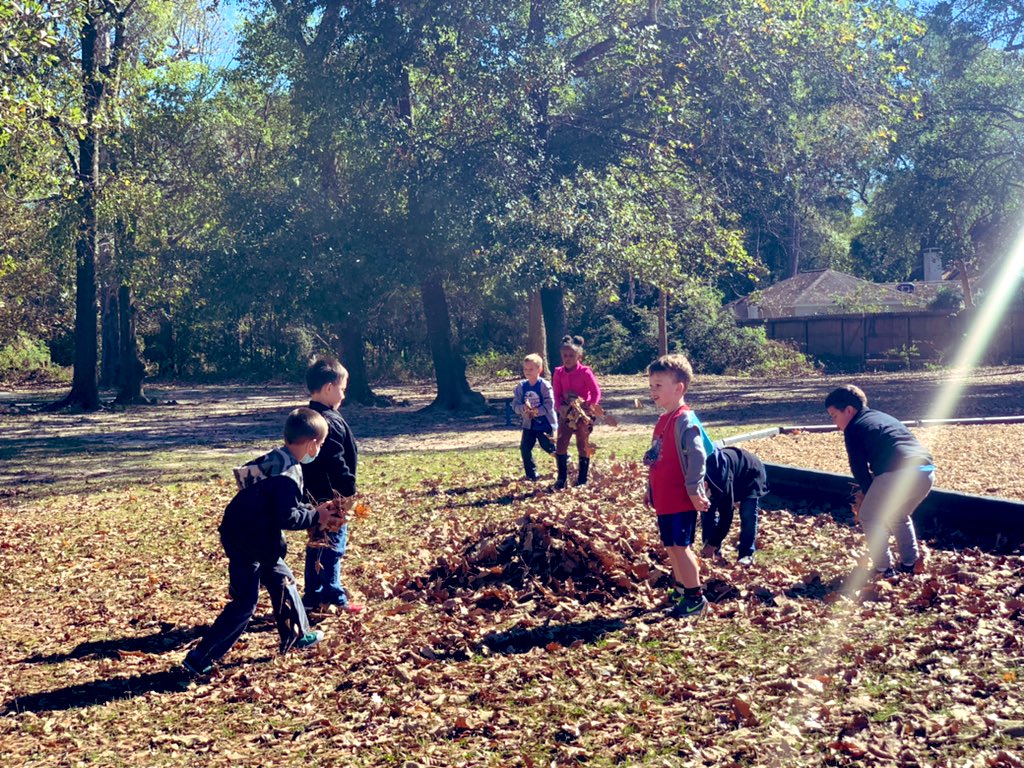 MrsPierceKinder's tweet photo. This week we are focusing on gratitude, and today I am grateful for my sweet students! Our day started with building (and playing in) a giant leaf pile together, and ended with a student-led game of duck, duck, goose. #HumbleISDjoy @HumbleISD_DWE https://t.co/JkDFkNUZfh