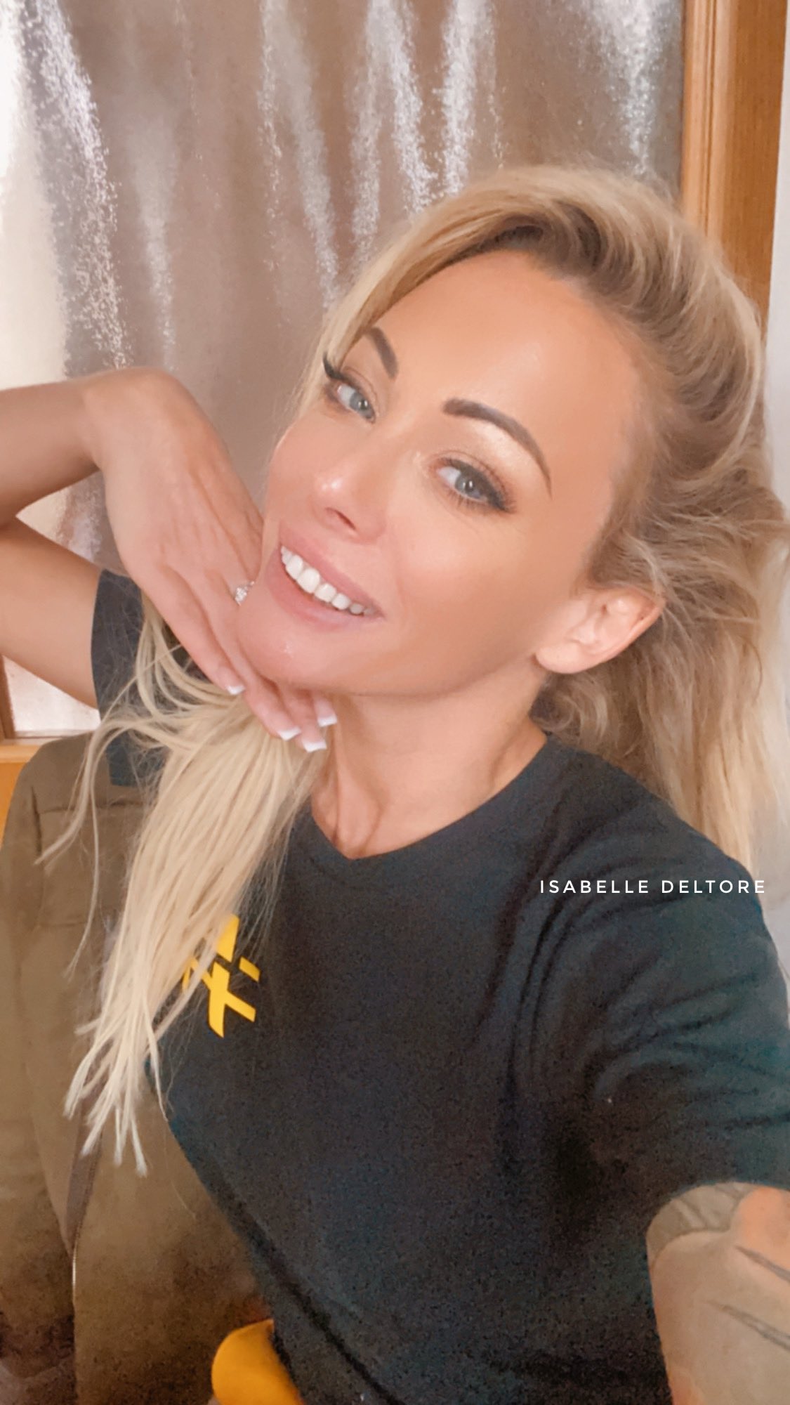 Isabelle Deltore on X: I'm going to start tweeting my random BS on my  webcam twitter. Follow @IsabelleD_Cams for my rambling tweets about nothing  lol t.coORys4mUY2G  X