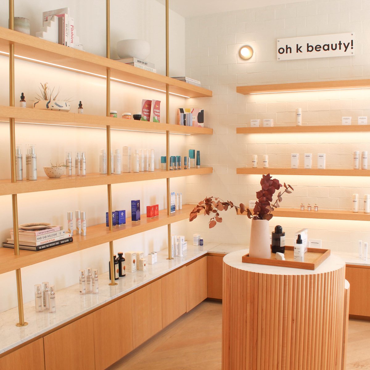 facileskin's tweet photo. Skincare made easy 💕 That's what we live by. Swing by our Pasadena location this week and enjoy some new favorites or come in for a facial to relax and recharge ⚡ What are you waiting for? Tap to book 👉 https://t.co/NmIOBYs8sa https://t.co/rnxDEsdiFd