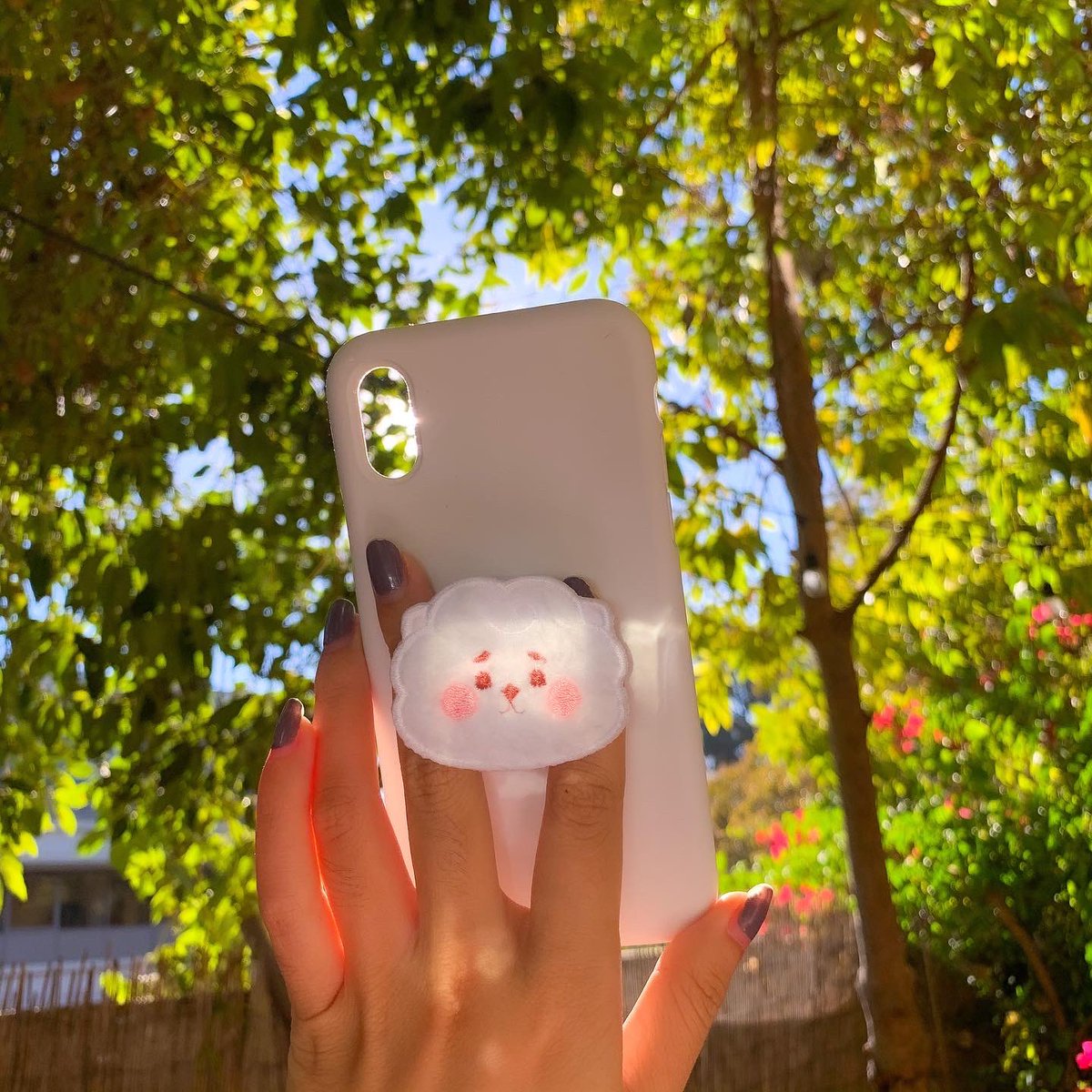 Baby BT21 RJ Fuzzy Phone Grip
✨🌸✨🌼✨🌸
Will be available for $8 in my shop soon!
GOs welcome!!!