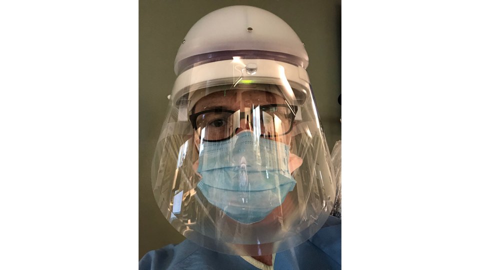 BrennanSpiegel's tweet photo. We’re still wearing our masks. 
Please help us by wearing yours. 
#MaskUp https://t.co/6zwFkxZj1I