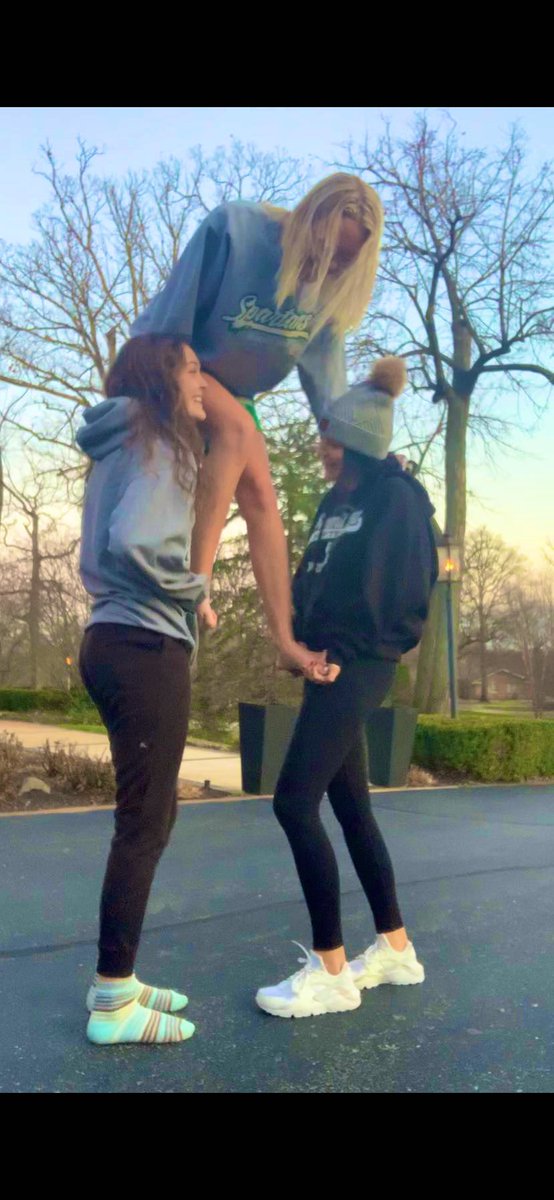 gabbisterchele's tweet image. Stuntin on the eagles with our summit hill jr high spirit wear!! @MarissaBeranek @PaigeSterchele7  #SpiritWeekChallenge #EastvsSandburg @LWEGriffins @lwestuco