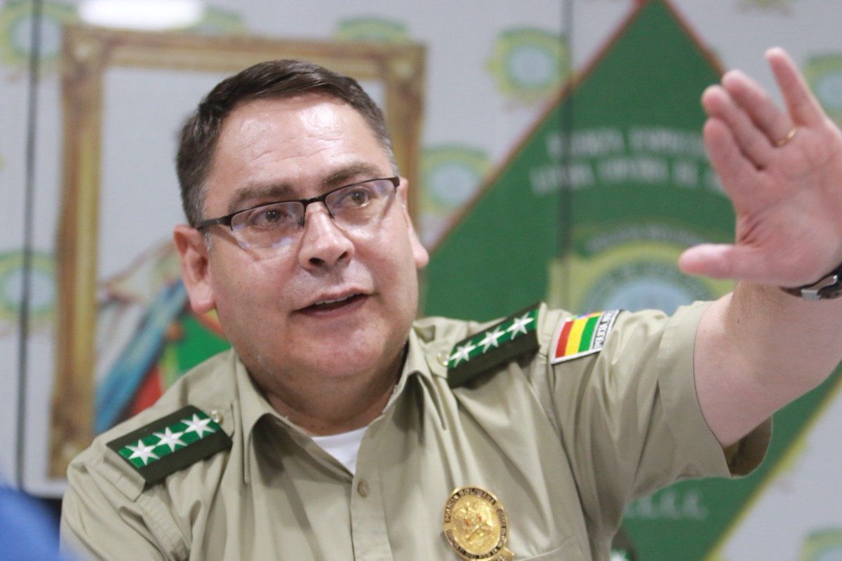 EL DEBER ar Twitter: “#ÚLTIMO Máximo Jhonny Aguilera es designado  comandante de la Policía Boliviana… ”