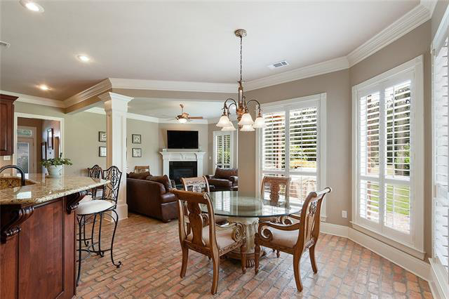 BedicoCreek's tweet image. This Amazing Wine Cellar Is Just One of the Fantastic Amenities of 721 Sugar Pine Circle in Our #EstatesNeighborhood! Come See For Yourself Beginning Tomorrow at 11AM During Our #2020FallTour! ow.ly/TkQl50ChliH