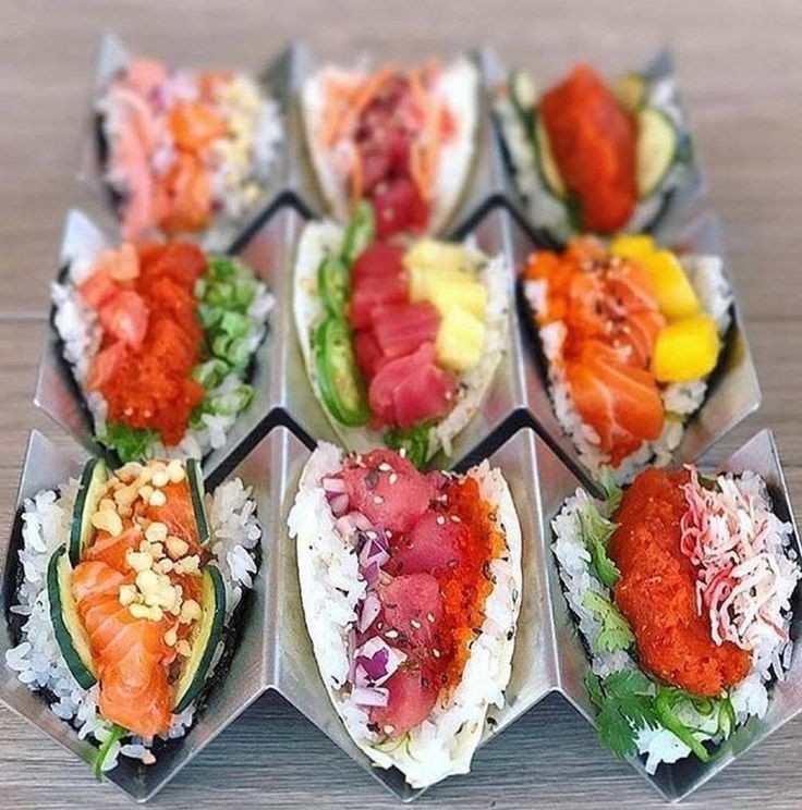 SUSHI!! tweet media