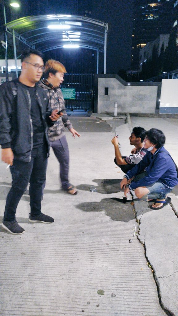 AryPRIBADI's tweet photo. Angin malam ~~ https://t.co/FkPyfMZwxJ