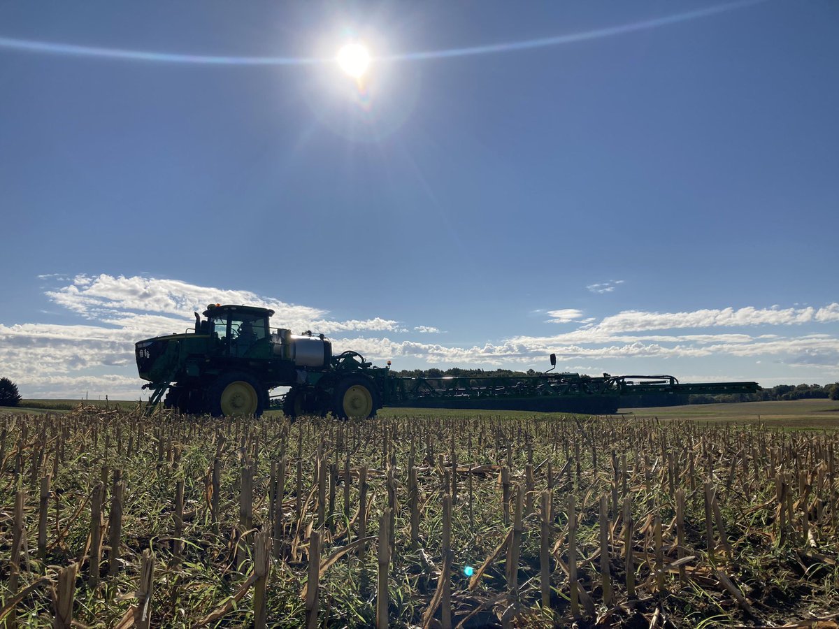 ati_witter's tweet photo. After taking a social media break, I’m going to ignore  my own rule of 1 tweet per day.  Other things our @OhioStateATI crops students have been up to: 1)Drill wheat, 2) Testing meters 3)Fall spraying, and 4) Soil sampling.

Check out the sweet @OhioCornWheat soil sampler! 🤩 https://t.co/J5OY5VhdBG