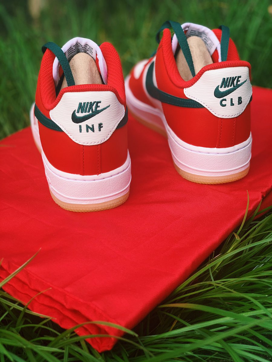 Infamous Club Air Force “Christmas”🎅🏻🎄