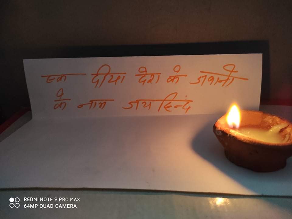 Missverma1012's tweet photo. @writer_kaushal Isi liye 🙏🙏 jai hind ki sena 🙏 https://t.co/BRo9NSiOcn