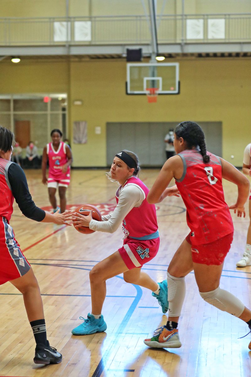 ChapterNEXT (@chapter_next) on Twitter photo Day 1, Session III of @28FiveElite League play, <a href="/NMClippers/">NM Clippers</a> come up short against <a href="/AZElitePrep/">Arizona Elite Prep</a>. Final 53-46 although much closer than the score indicates. #wedontshootfreethrows Day 1, Session III of @28FiveElite League play, <a href="/NMClippers/">NM Clippers</a> come up short against <a href="/AZElitePrep/">Arizona Elite Prep</a>. Final 53-46 although much closer than the score indicates. #wedontshootfreethrows