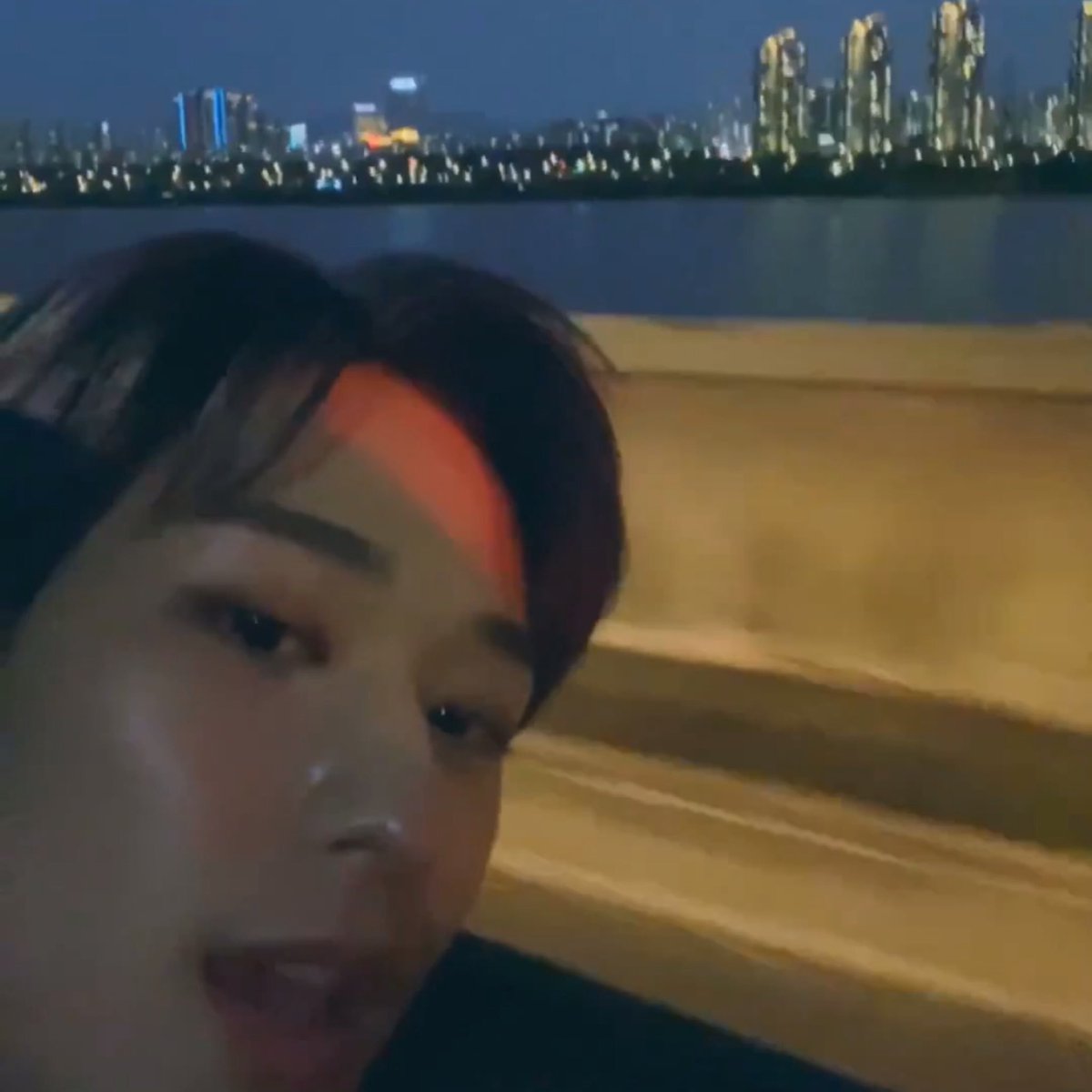 catboyism 2: subgenre of kitty eyes. kitty in the corner