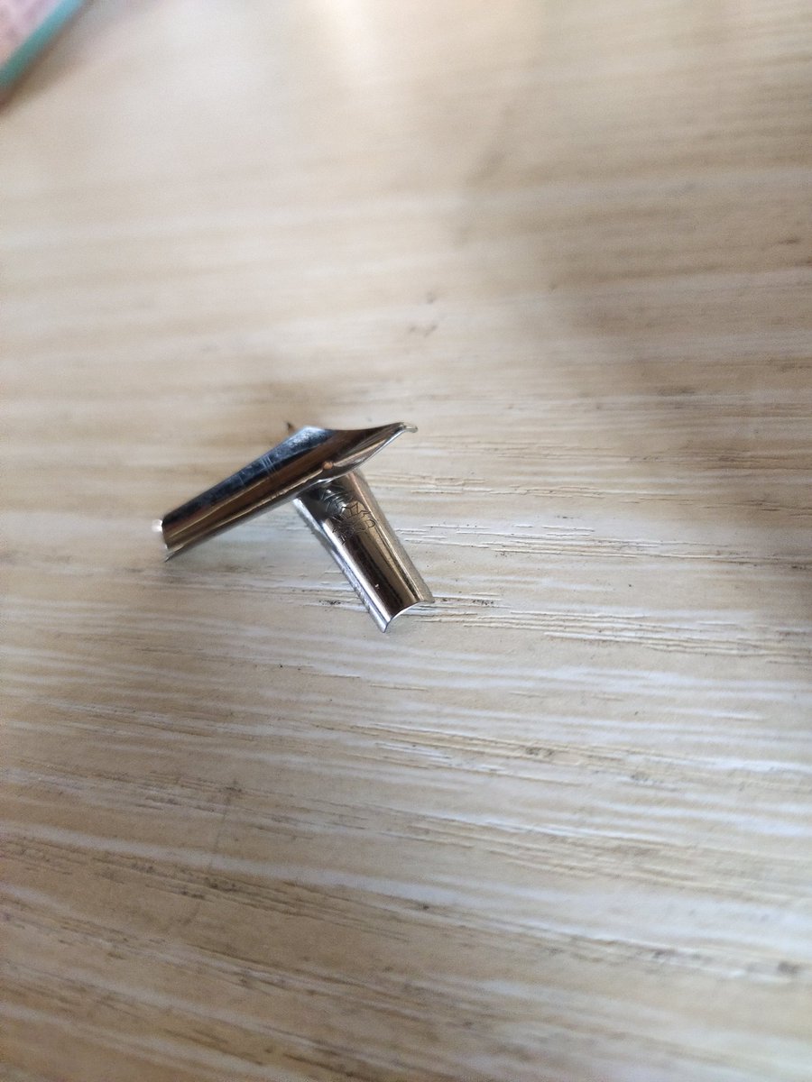 FountainPen's tweet photo. I have made a lot of weird pen nibs, all of which are customized models. Many of them forget what kind of #Diversification #CustomMade #FountainPen #Penpoint https://t.co/Qo9XvgMDop