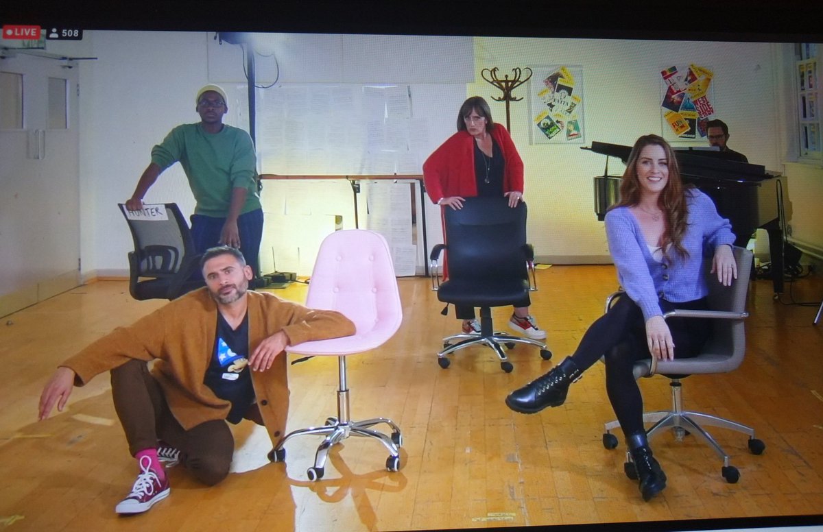 helenasworld90's tweet photo. Gonna miss having these four in my living room every evening π #AwkwardPhotoshoot #TitleOfShow https://t.co/GqiTCNdoPB