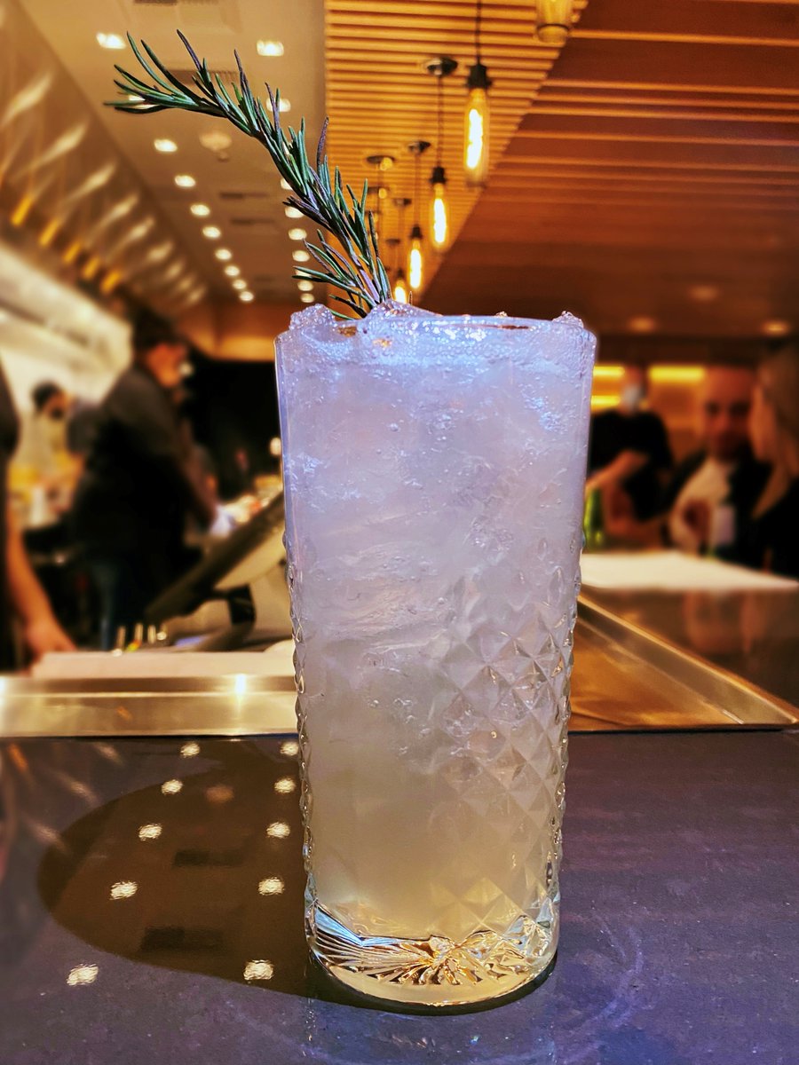 ◼ ROSEMARY SMASH ◼

#8East #CircaLasVegas #DTLV #Vegas