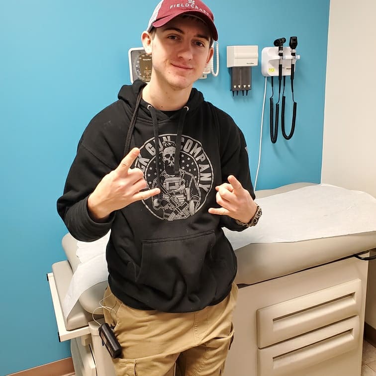 diverbetic's tweet photo. Happy World Diabetes Day to my broken pancreas gang out there! Diabetes isn't easy but it's that drive for betterment and the no quit mentality that makes you all stand out. It isn't an excuse but an opportunity to show that this illness doesn't control you!  #worlddiabetesday https://t.co/w3GrUsobpA