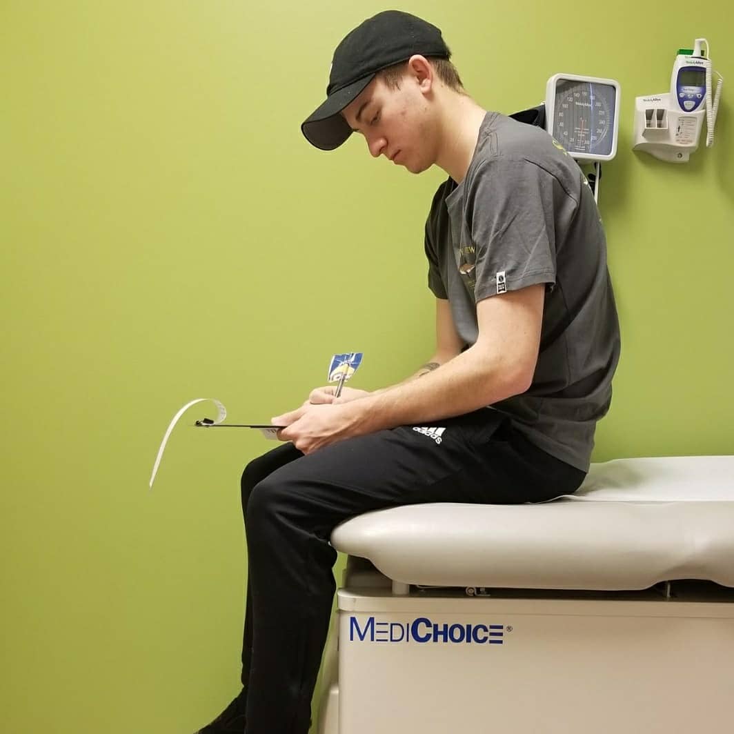diverbetic's tweet photo. Happy World Diabetes Day to my broken pancreas gang out there! Diabetes isn't easy but it's that drive for betterment and the no quit mentality that makes you all stand out. It isn't an excuse but an opportunity to show that this illness doesn't control you!  #worlddiabetesday https://t.co/w3GrUsobpA