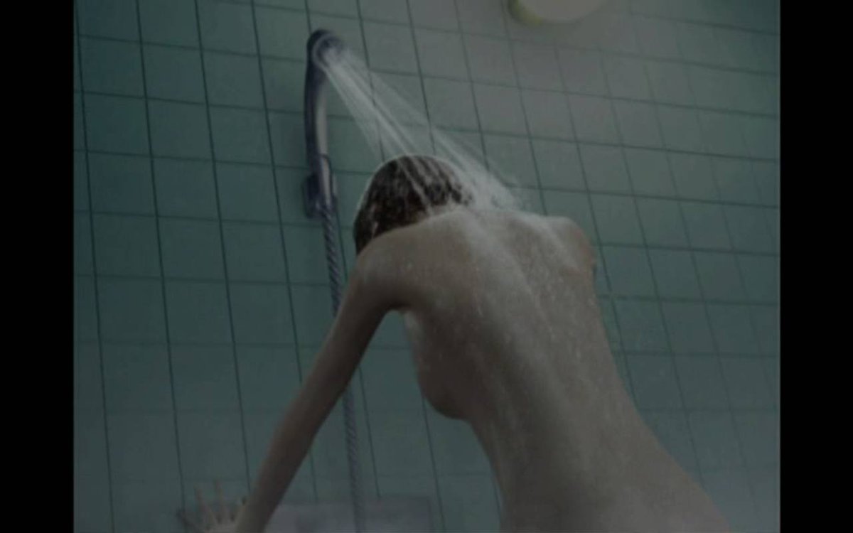 Sings loudly in the shower.

“ DAME DA NE. DAme yo, dame na no yo..
    Anta ga, suki de sukisugite.. dore dake...”