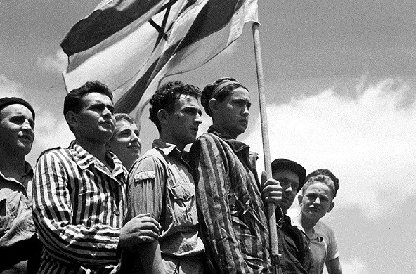 pedrolarad's tweet photo. "Zionism was the most humane, and more than human, response to the Nazi hell: in Israel, the survivors, relatives and descendants of the survivors and dead of and in the Shoa were able to rediscover their humanity." 

Marcelo Birmajer https://t.co/fUtXu7uxug